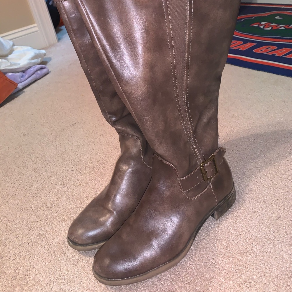 kim rogers brown boots